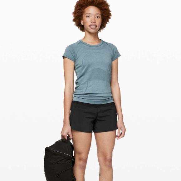 Lululemon Run Times Short II *4"Black reflective zipper - Picture 3 of 12